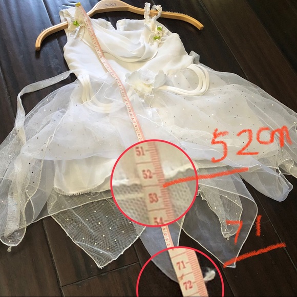 Girls dress white for girls, size around 4/5. - Picture 7 of 7